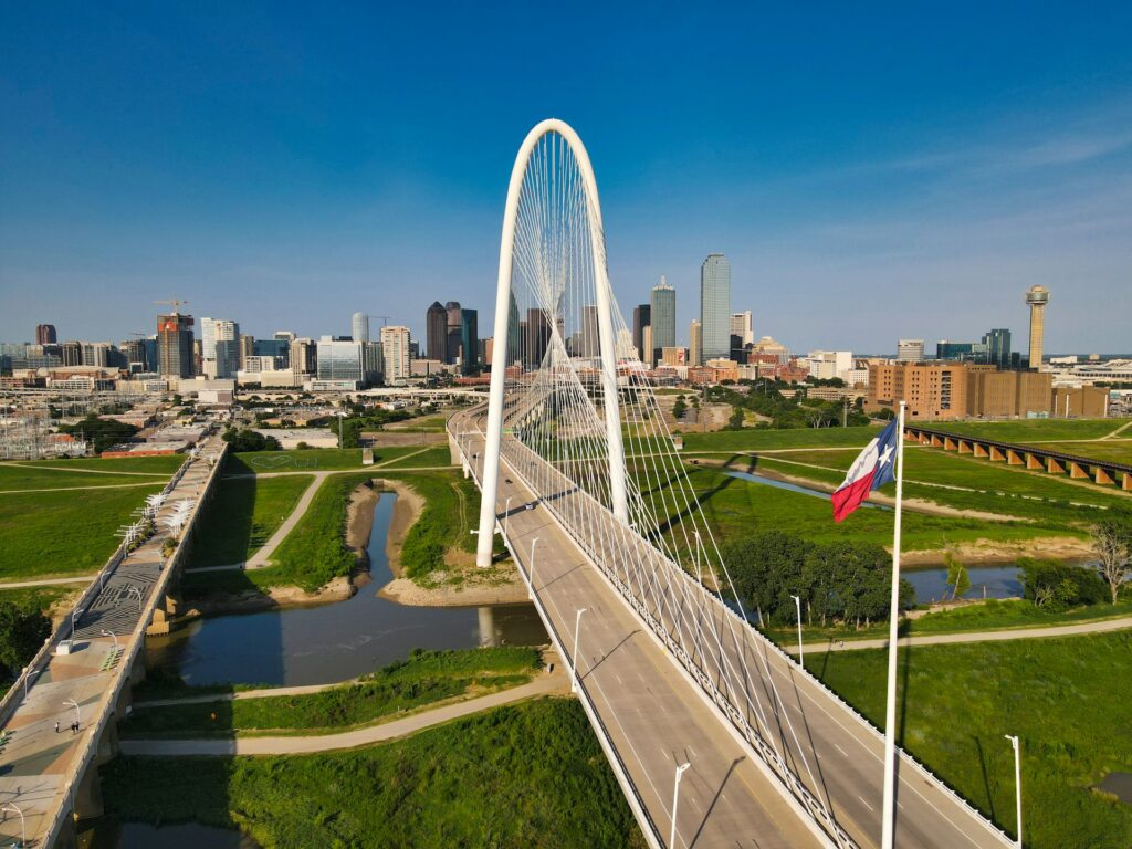 Margaret Hunt Hill Bridge and the Dallas skyline